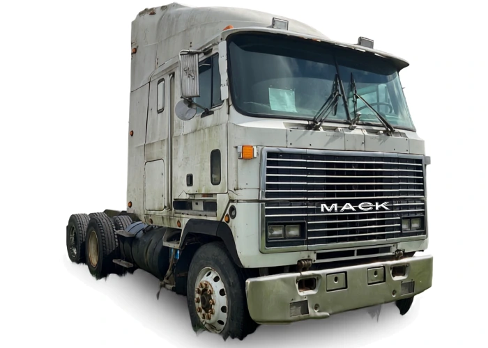 Tracto Camión Mack MH 613
