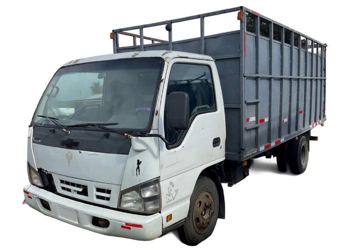 Camión Ganadero Chevrolet NPR 70